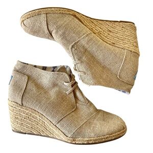 TOMS Desert Wedge Booties 10 Natural Burlap Lace-Up